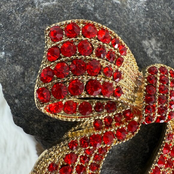80s MONET Signed Large Gold and Ruby Red Rhinestone Ribbon Bow Sparkling Brooch - Picture 4 of 9